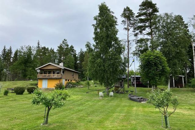 Winterized cottage on Vikarsjövägen 30