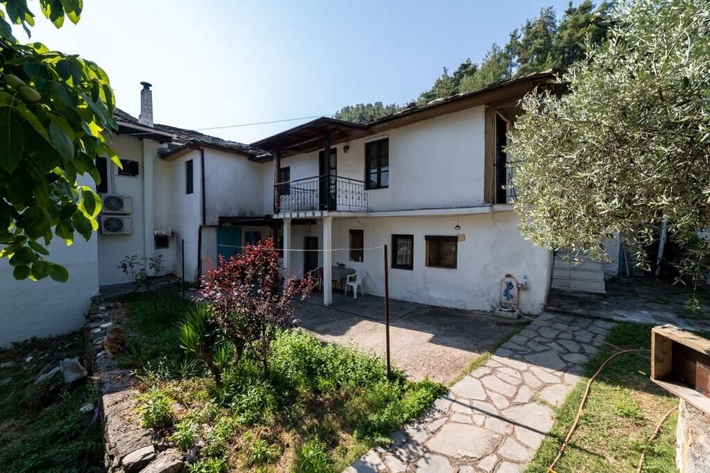 Spacious 4 Bedroom House for Sale in Panagia, Greec.. Homestra