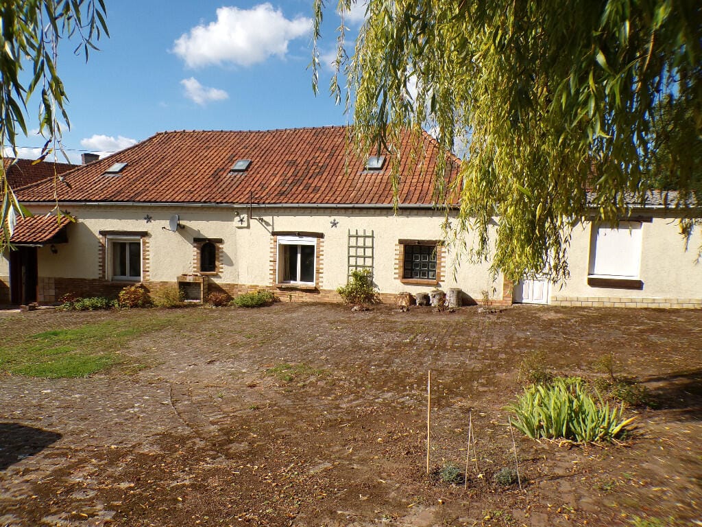 https://media.rightmove.co.uk/113k/112003/167891189/112003_AG55_IMG_00_0000.jpeg