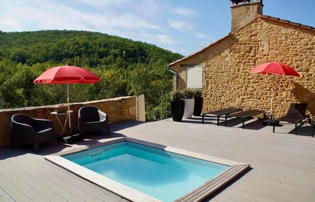 https://media.rightmove.co.uk/67k/66951/164849828/66951_AP2288-1_IMG_00_0000.jpeg