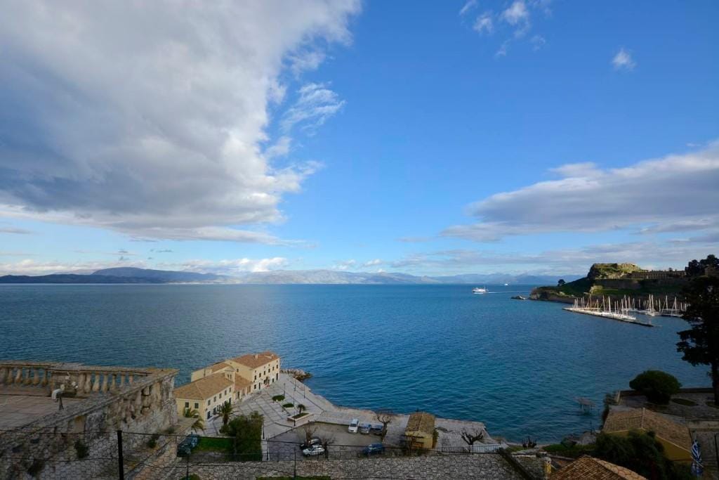 6 bedroom penthouse for sale in Kerkyra, Corfu, Ion.. Homestra