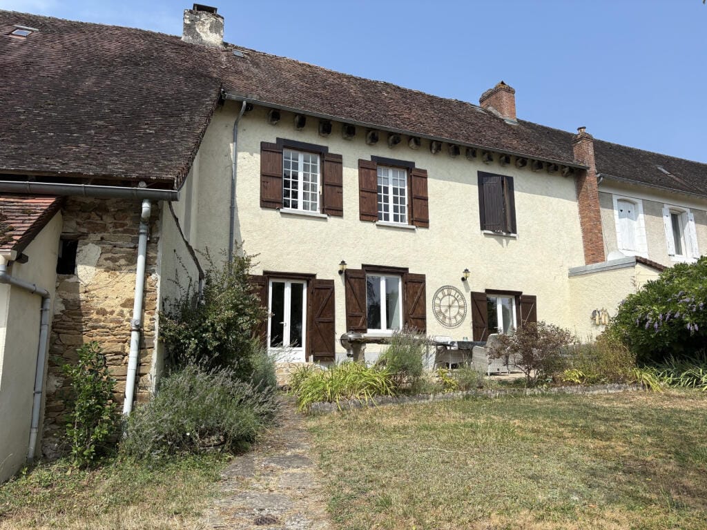 https://media.rightmove.co.uk/property-photo/2e9883d79/91747944/2e9883d790a87e4c39678e343a7c955a.jpeg