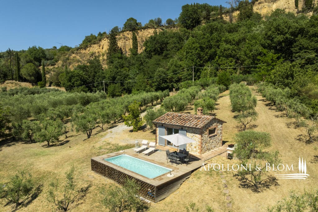 https://media.rightmove.co.uk/property-photo/7611fffcc/93766767/7611fffcc4d127656ea6a91e00b53443.jpeg