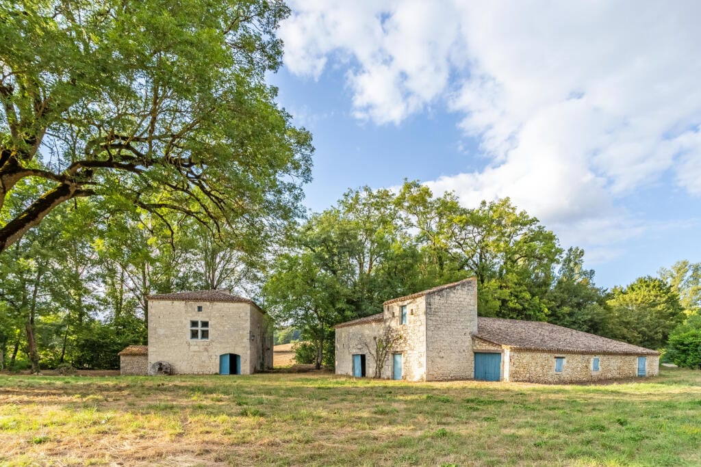 https://media.rightmove.co.uk/property-photo/cd0bc74f6/92208519/cd0bc74f64214350bb2c1879bf8208a0.jpeg