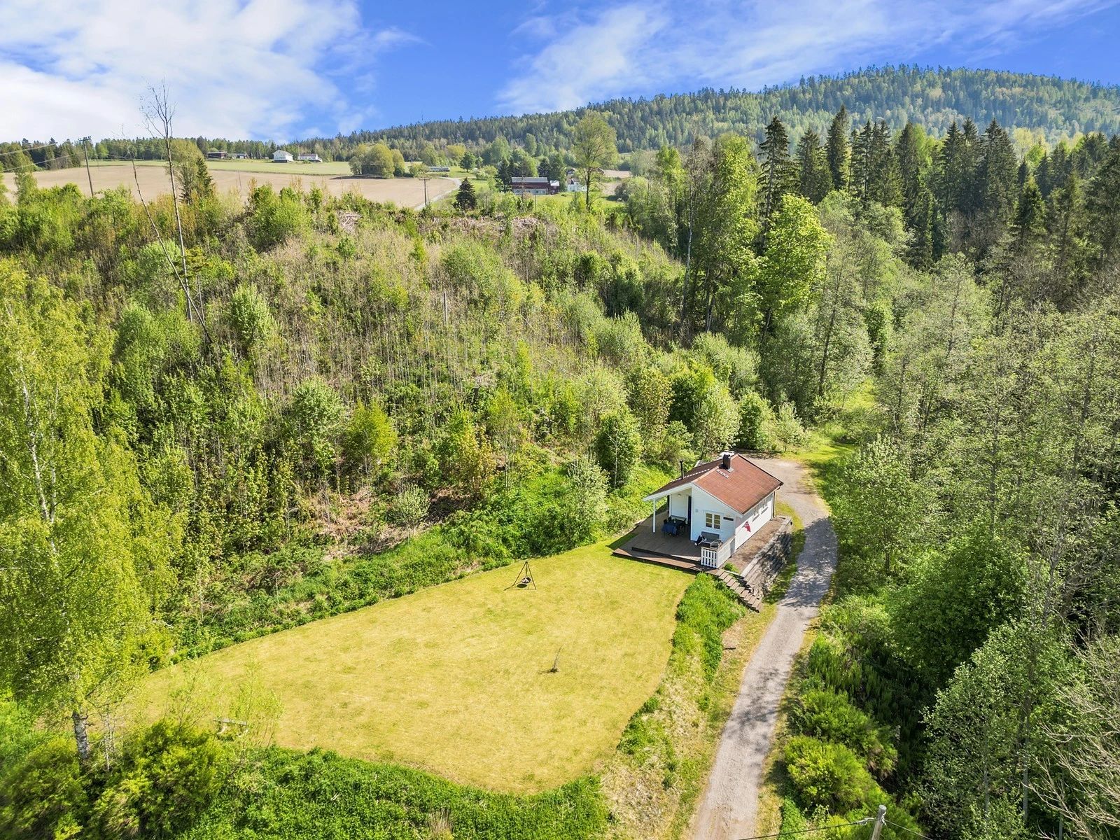 https://storage.googleapis.com/homestra-images/property-image-152703b5-91b1-4e22-b640-754253f2484e-1747332245.jpg
