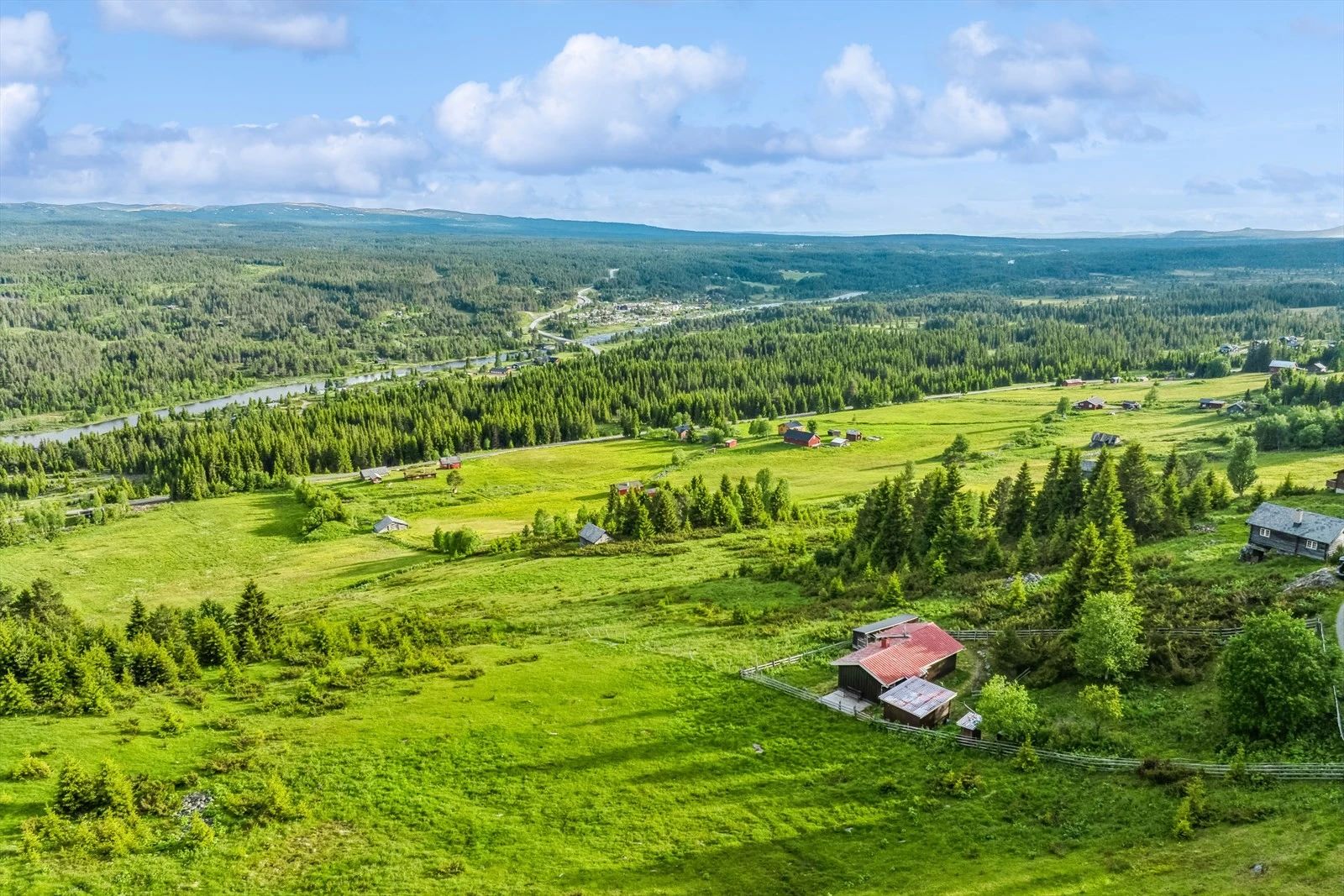 https://storage.googleapis.com/homestra-images/property-image-223be9c2-d3df-4474-9c97-20d82c1df4c0-1749666168.jpg