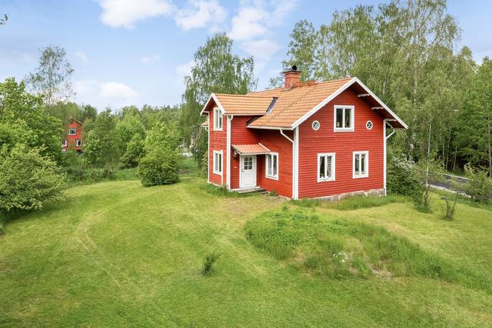 https://storage.googleapis.com/homestra-images/property-image-46177c4f-ff71-4276-b525-1eeb22812d30-1750275941.jpg