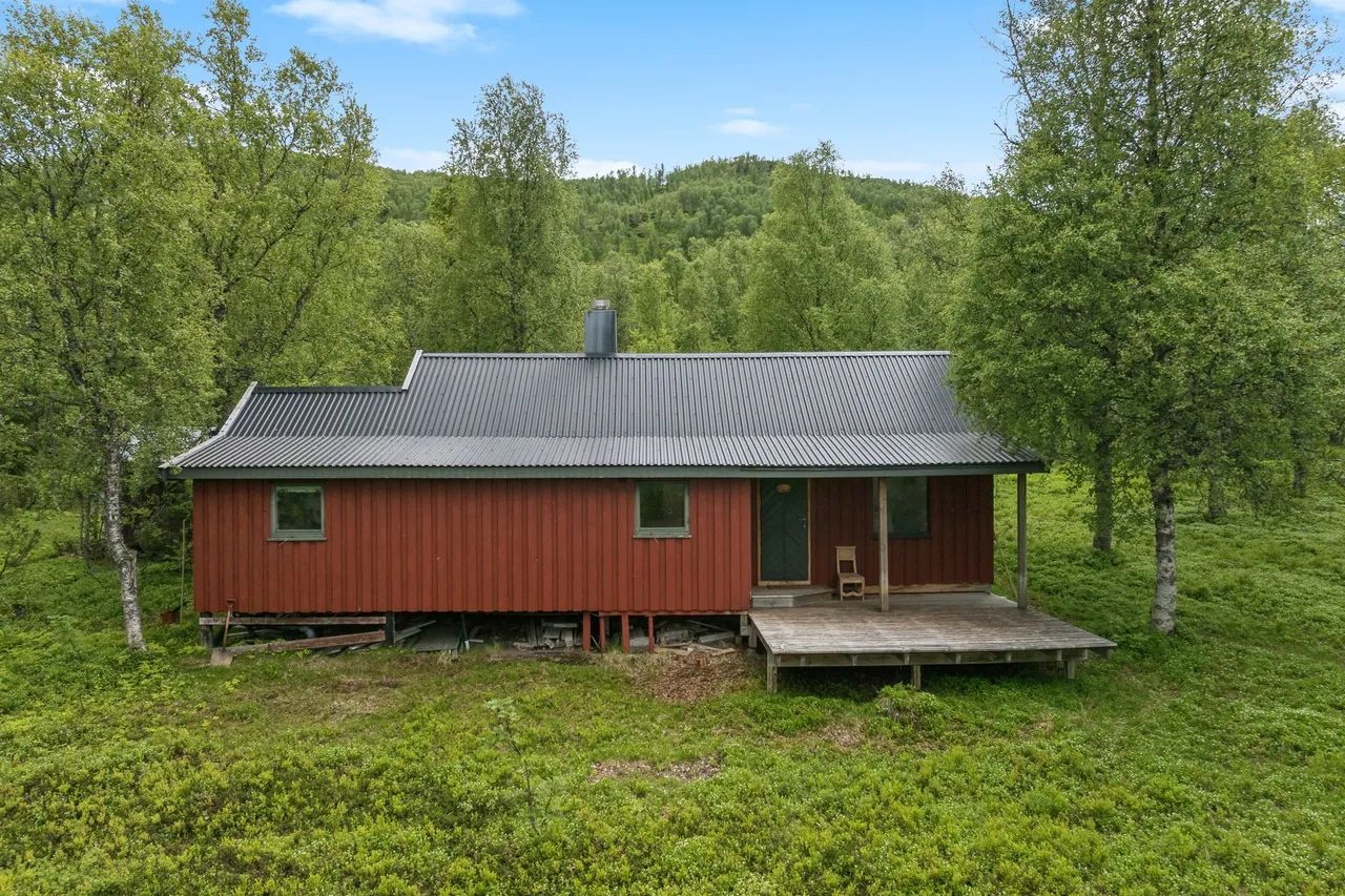 https://storage.googleapis.com/homestra-images/property-image-4acb3f20-9c3c-4239-b3b6-623509467a7f-1754334151.jpg