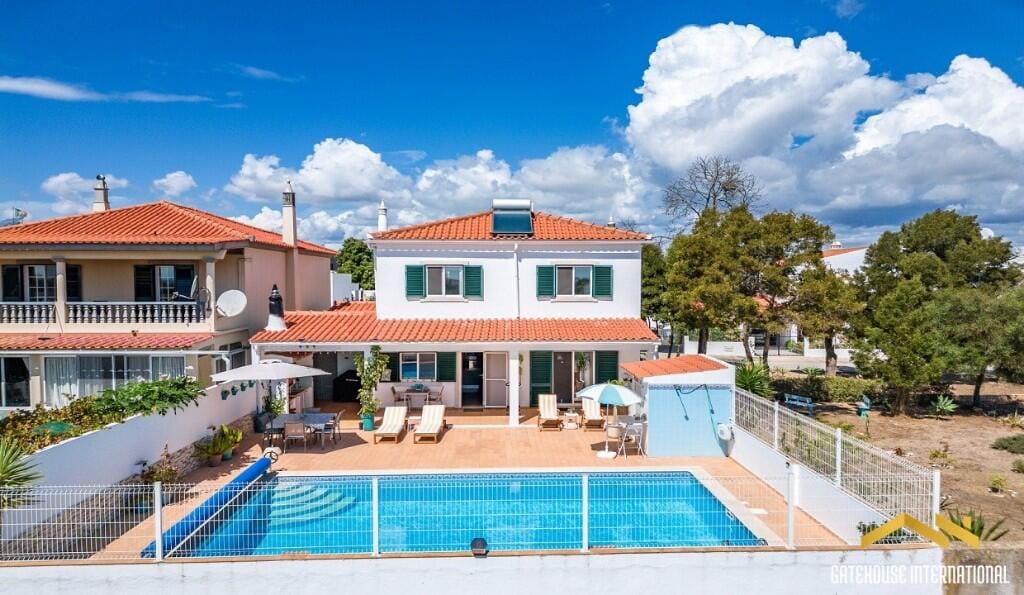 https://storage.googleapis.com/homestra-images/property-image-85cfffb4-054d-4dec-a48b-9e7ef3b8e56d-1780259069.jpg