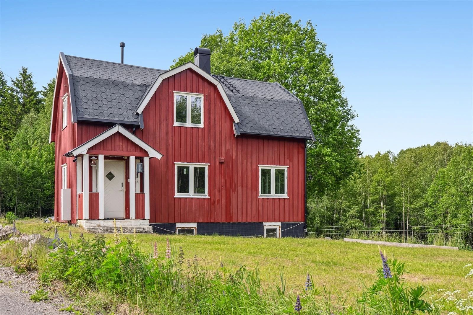 https://storage.googleapis.com/homestra-images/property-image-94ea85bf-9a40-46ca-93e3-5504534cf2bb-1752862730.jpg