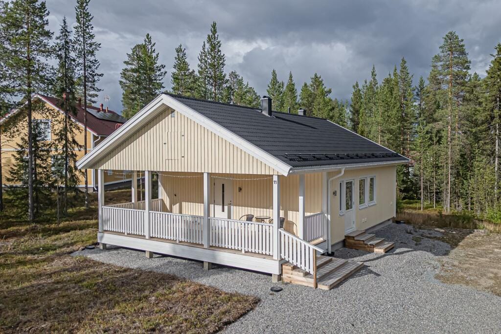 https://storage.googleapis.com/homestra-images/property-image-adcd03de-fe60-46db-8b1d-5adfe1484128-1757847140.jpg