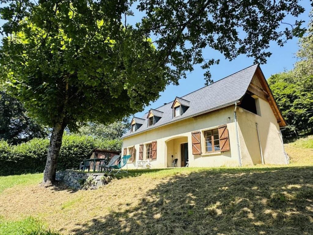 https://storage.googleapis.com/homestra-images/property-image-b2ab28e6-1c19-4176-add7-c8ab703ea2c4-1747160157.jpg