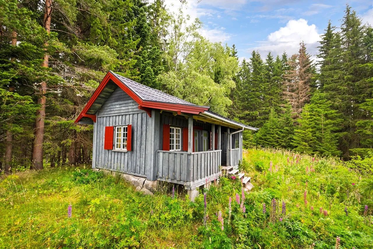 https://storage.googleapis.com/homestra-images/property-image-f4ea8ecf-3640-42a5-95ad-c7bf76443516-1753812135.jpg