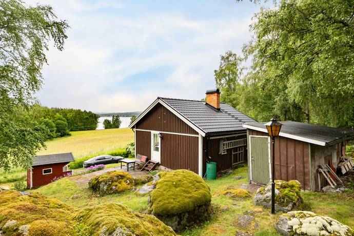 https://storage.googleapis.com/homestra-images/property-image-feb73a2a-e6c9-4b1e-b8f8-48cb0c65c21e-1751397354.jpg