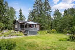 https://bilder.hemnet.se/images/itemgallery_cut/68/7f/687f66daedf99ee23c3f0f54404dc42a.jpg