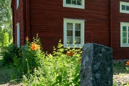 https://bilder.hemnet.se/images/itemgallery_cut/85/e1/85e18d010e3f8a59bf8bda1a957b61bc.jpg