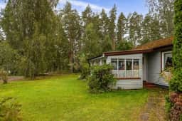 https://bilder.hemnet.se/images/itemgallery_cut/97/54/9754291c36d1878b0004875f74356154.jpg