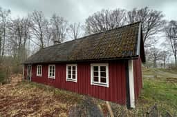 https://bilder.hemnet.se/images/itemgallery_cut/a6/07/a60769430b73aa7894a1d36adbbed1f9.jpg