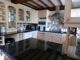 https://media.rightmove.co.uk/113k/112003/167891189/112003_AG55_IMG_04_0000.jpeg