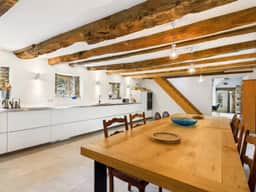 https://media.rightmove.co.uk/171k/170807/161845292/170807_BVI80128_IMG_03_0000.jpeg