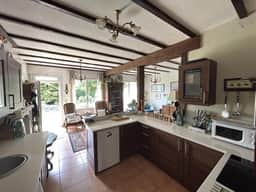 https://media.rightmove.co.uk/171k/170807/164216552/170807_BVI71116_IMG_02_0000.jpeg