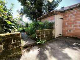 https://media.rightmove.co.uk/56k/55209/167384384/55209_55209_AMR00113_IMG_03_0000.jpeg