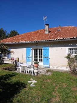 https://media.rightmove.co.uk/82k/81218/163639394/81218_75011165946-1_IMG_00_0000.jpeg
