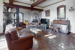 https://media.rightmove.co.uk/82k/81218/165564014/81218_75011165403-1_IMG_05_0000.jpeg