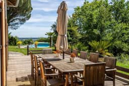 https://media.rightmove.co.uk/property-photo/019a98097/92208615/019a98097557822e9ee88fe19256a140.jpeg