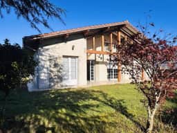 https://media.rightmove.co.uk/property-photo/05aee2cf7/175038155/05aee2cf7c969891f2da327a534e2ac5.jpeg