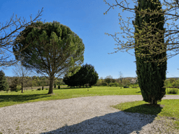 https://media.rightmove.co.uk/property-photo/114245c57/92628831/114245c57c793a8129b4bdefad4910a6.png