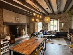 https://media.rightmove.co.uk/property-photo/183647c8b/91003215/183647c8bd7e2bcb34226b881530c6a1.jpeg