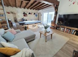 https://media.rightmove.co.uk/property-photo/198b48b74/89618004/198b48b741879dd56d840bc2456c48dd.jpeg