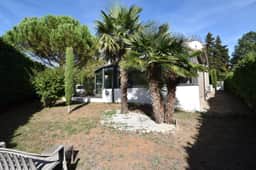 https://media.rightmove.co.uk/property-photo/1b21bef8e/94380978/1b21bef8e3e326ca189cb48e1a06146e.jpeg