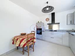 https://media.rightmove.co.uk/property-photo/1b88259f4/91554798/1b88259f4f5a1a39d84ac23874f87b69.jpeg