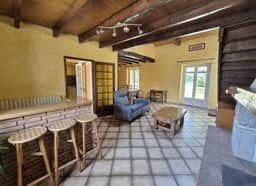 https://media.rightmove.co.uk/property-photo/1cf0adbc1/89669118/1cf0adbc1931b179970b894ef9afded6.jpeg