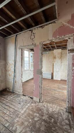 https://media.rightmove.co.uk/property-photo/2142063ae/91384791/2142063aefd8971f5fd1f1ef336b2e42.jpeg