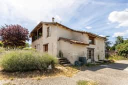 https://media.rightmove.co.uk/property-photo/25d6f8145/92208381/25d6f8145e9f09a3b6d4329353ac1c3a.jpeg