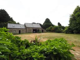 https://media.rightmove.co.uk/property-photo/2911c5423/93065946/2911c5423ada992b977203ba18c1e016.jpeg