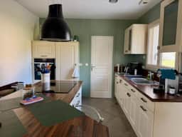 https://media.rightmove.co.uk/property-photo/2944dd41a/173845835/2944dd41a0d0e280743e262c8874533c.jpeg