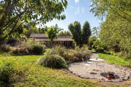 https://media.rightmove.co.uk/property-photo/2aaebbcfe/92208597/2aaebbcfe4255789b7670fd858614dd9.jpeg