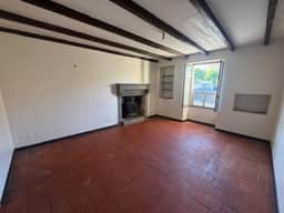 https://media.rightmove.co.uk/property-photo/2b14aa1e0/92393568/2b14aa1e0071b808c9f806badb1b8f7d.jpeg
