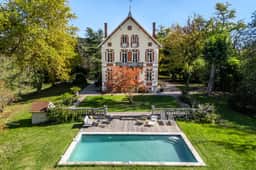 https://media.rightmove.co.uk/property-photo/3142dcb2f/92213094/3142dcb2f625661d04a9f4493d0bcaeb.jpeg