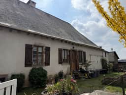 https://media.rightmove.co.uk/property-photo/38197b1d4/91003215/38197b1d4c060a69c2c3328fd623b335.jpeg