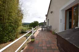 https://media.rightmove.co.uk/property-photo/47418cda0/94381146/47418cda0a0c34cc9649325822d31c86.jpeg