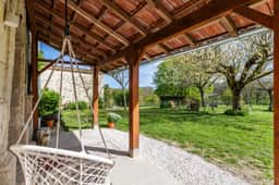 https://media.rightmove.co.uk/property-photo/4d4c3c92c/92208456/4d4c3c92cd02d9280308f9b9ed248ad6.jpeg