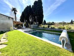 https://media.rightmove.co.uk/property-photo/4e2f2c917/89477724/4e2f2c91748a3d764edf92c5a2239ad3.jpeg