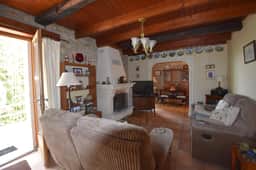 https://media.rightmove.co.uk/property-photo/56e14291b/94381146/56e14291b5996aa7f041a2f4e66dc8c7.jpeg