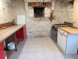 https://media.rightmove.co.uk/property-photo/5f7a7f885/94925259/5f7a7f88527ca02a91f524bfbcf24817.jpeg