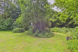 https://media.rightmove.co.uk/property-photo/6353a115b/90141648/6353a115b914a454e9249fe8a40ad2f3.jpeg